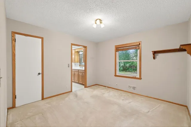 $2,850 | 7201 Kentucky Avenue North, Brooklyn Park, MN 55428