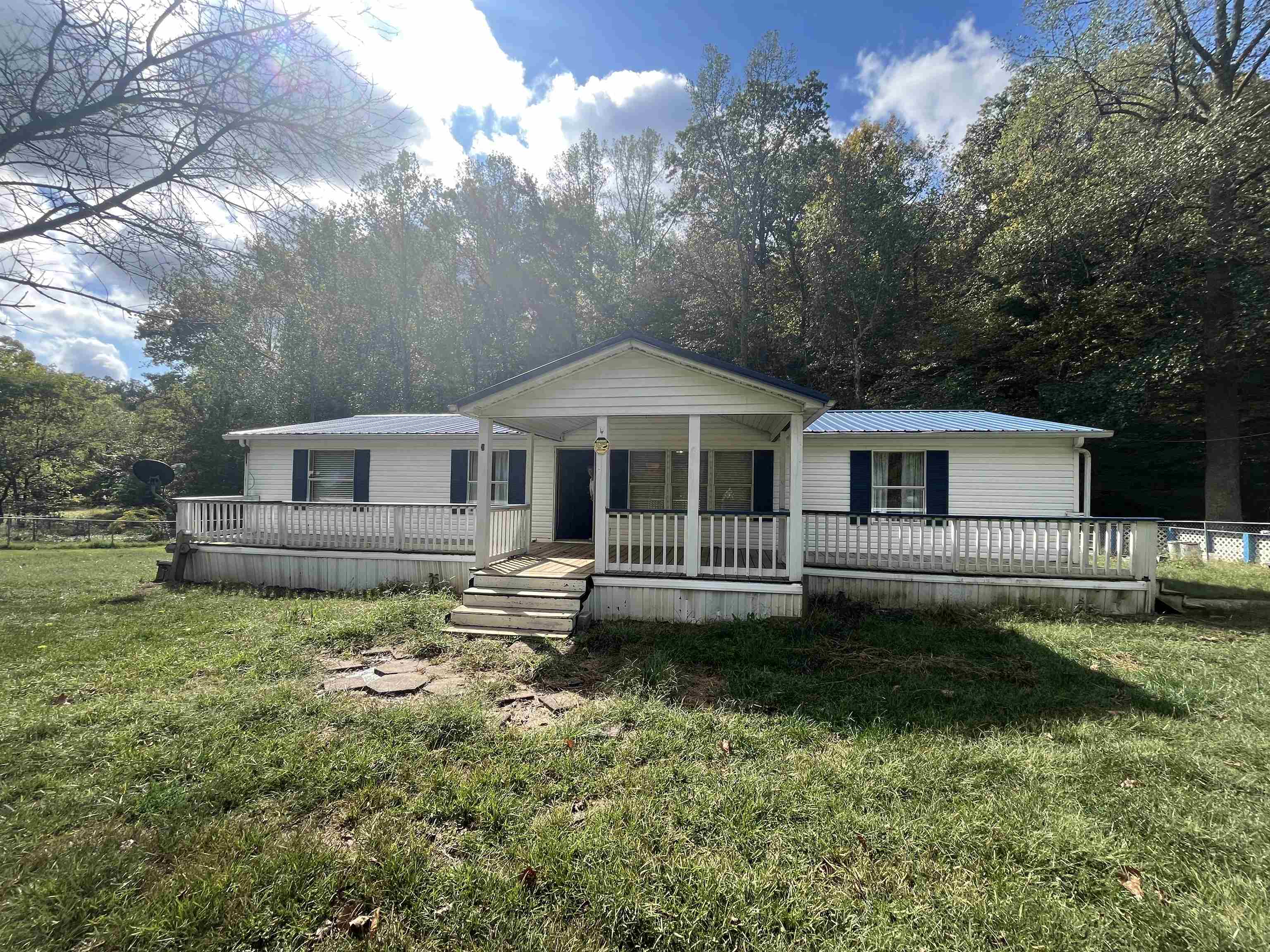 63 Short Branch Road Greenup, KY 41144 - Photo 1 of 25 Gallery Image 1