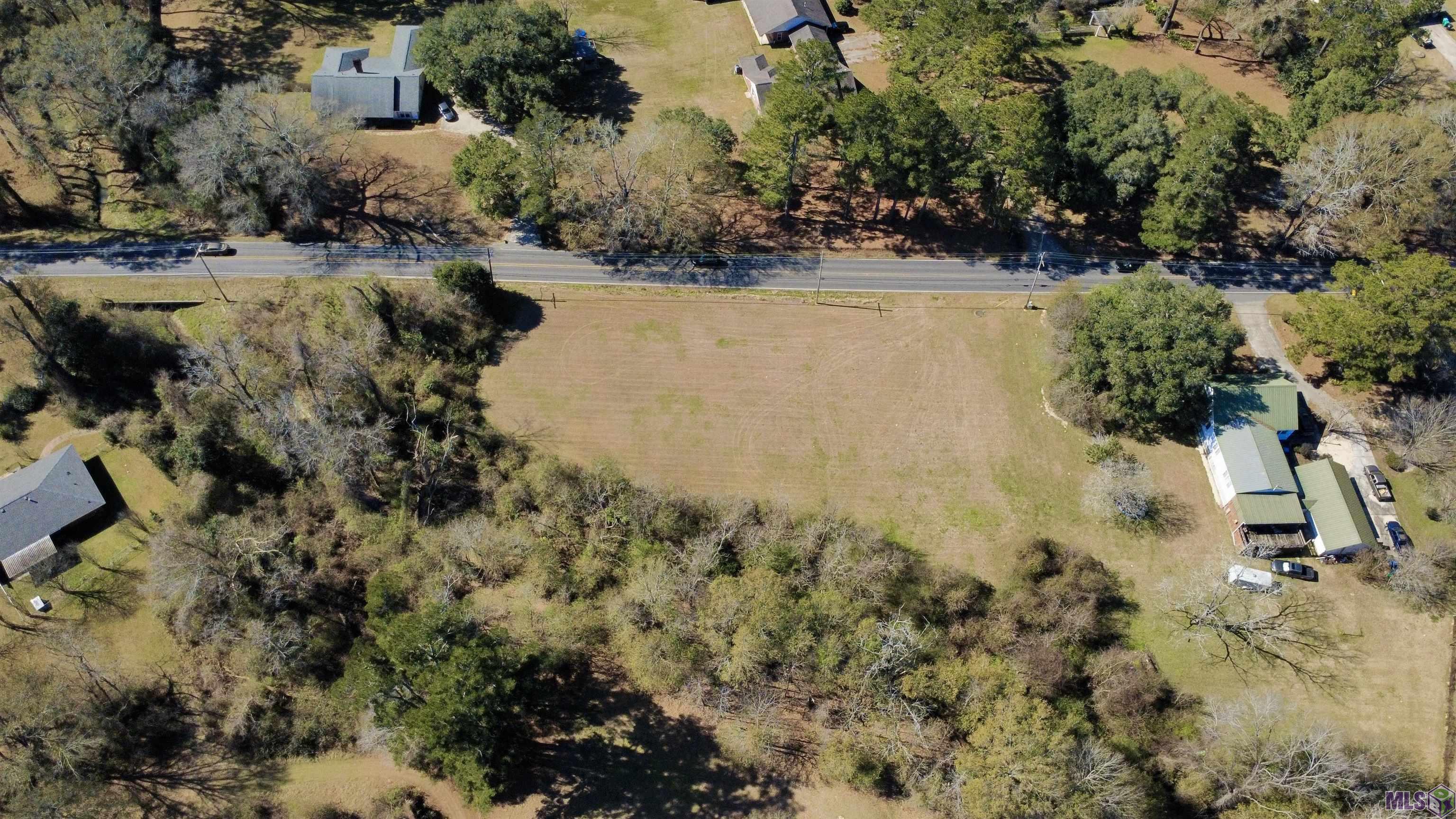 27090 Highway 1032 Denham Springs, LA 70726 - Photo 5 of 8