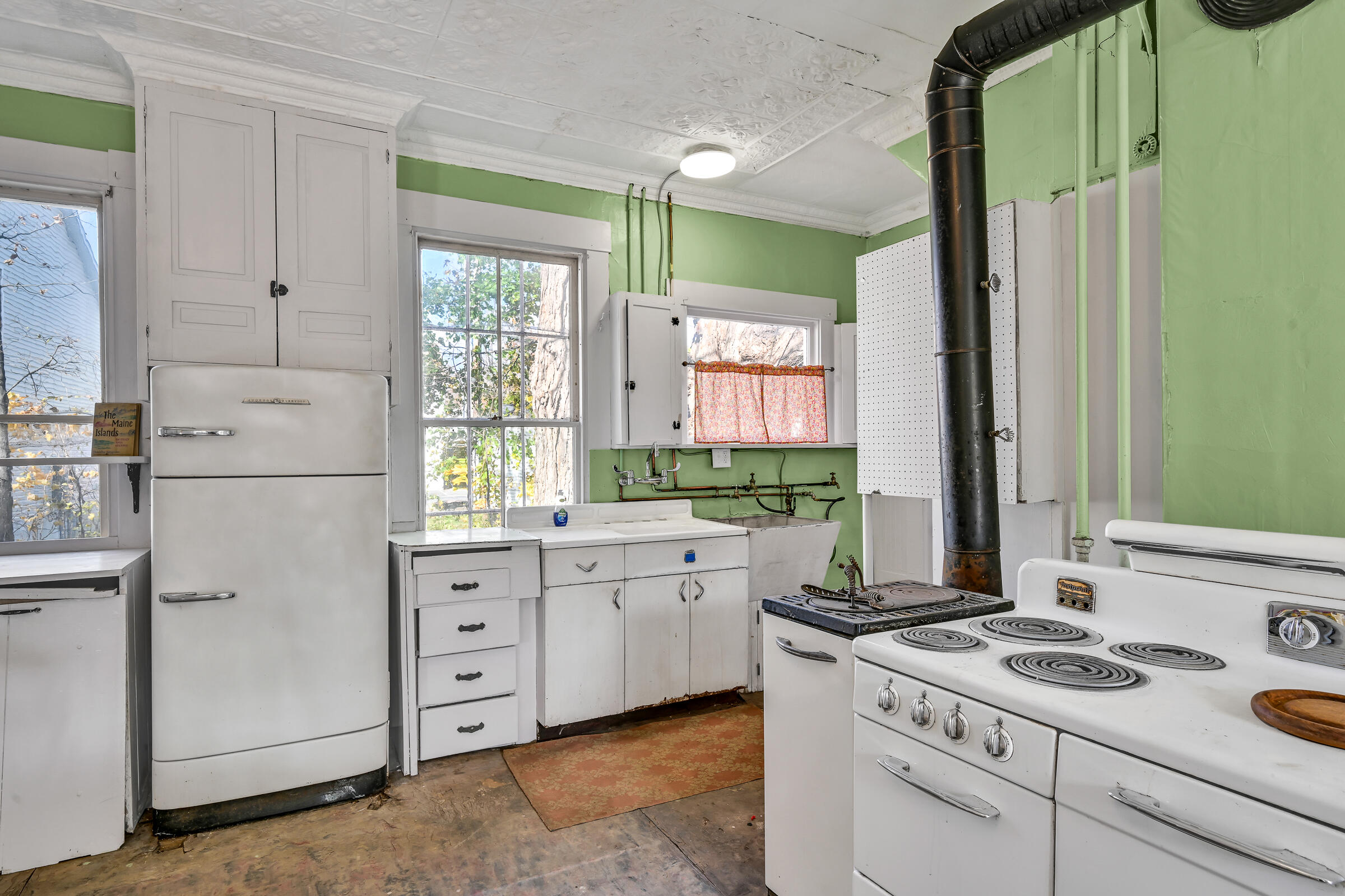 236 High Street Farmington, ME 04938 - Photo 12 of 97 109768gr-117