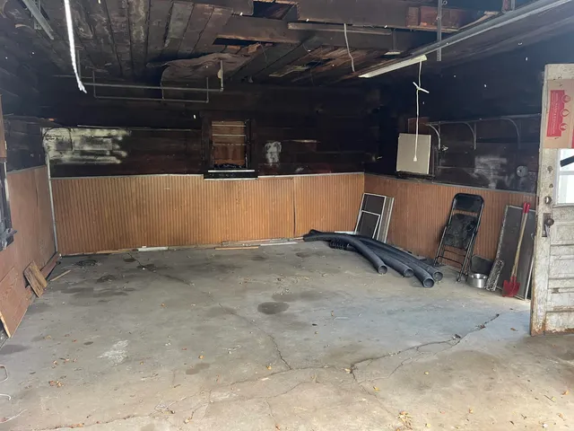 $69,500 | 925 West Powers Street, Muncie, IN 47305