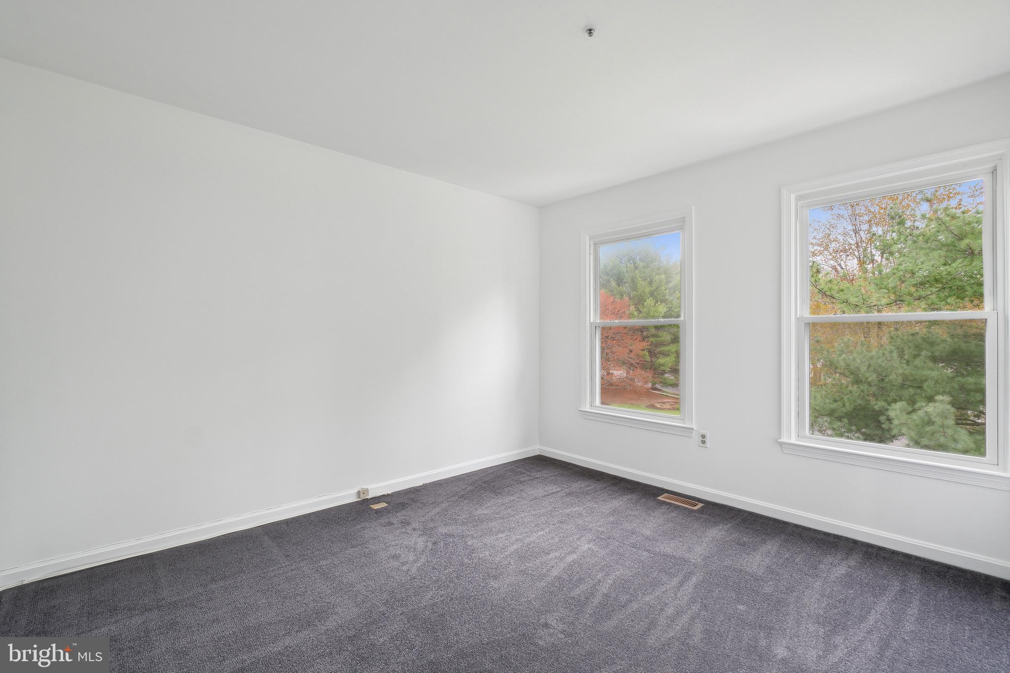 3425 Epic Gate Bowie, MD 20716 - Photo 17 of 25 an empty room with windows