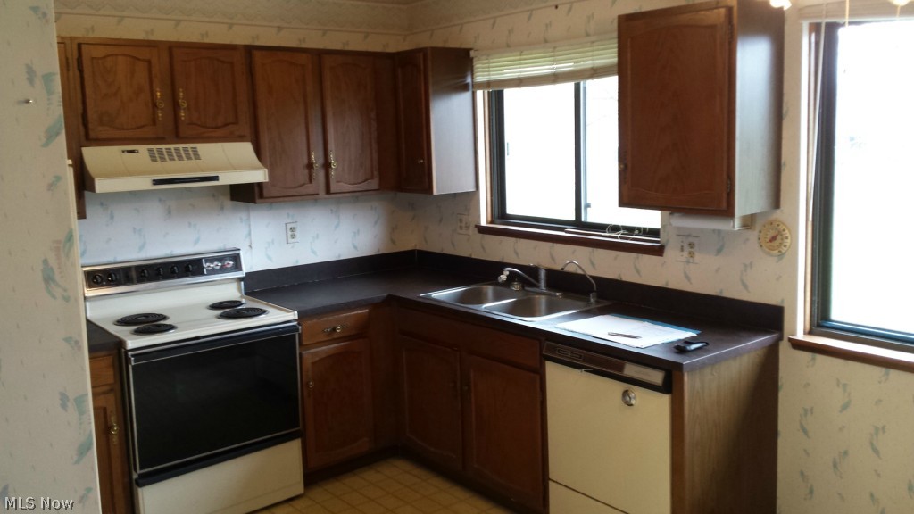 13646 Boston Road Strongsville, OH 44136 - Photo 17 of 20