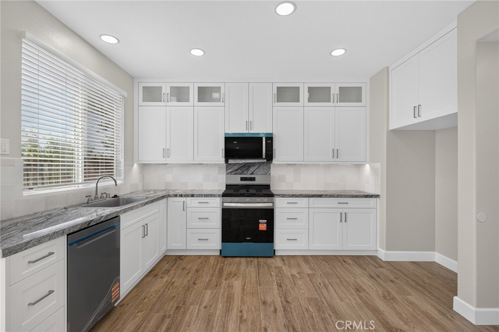 8258 Cheshire Road Orange, CA 92867 - Photo 11 of 55