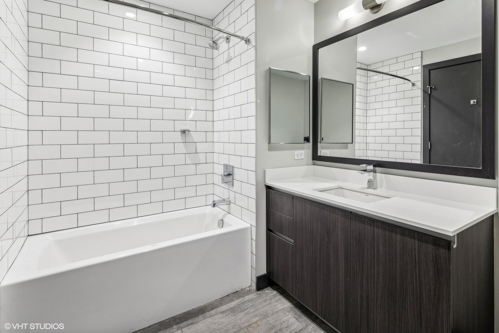 171 North Aberdeen Street, Unit 913 Chicago, IL 60607 - Photo 11 of 20