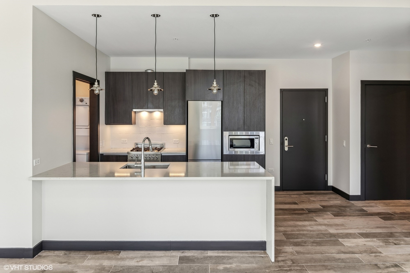 171 North Aberdeen Street, Unit 913 Chicago, IL 60607 - Photo 6 of 20