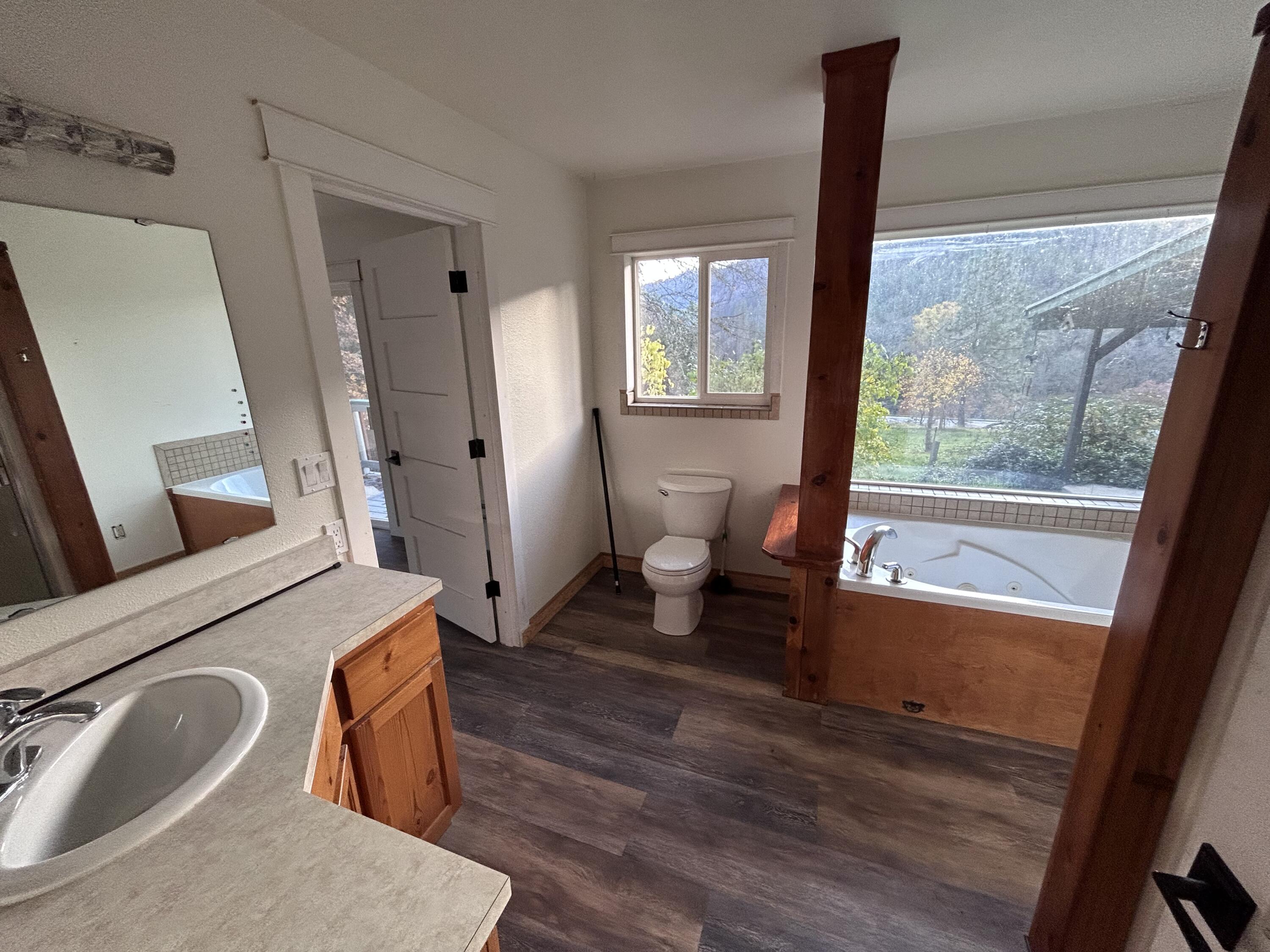 4800 Galice Road Merlin, OR 97532 - Photo 5 of 9 IMG_4622