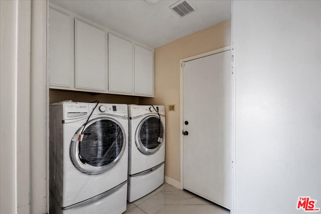 21327 Chirping Sparrow Road Diamond Bar, CA 91765 - Photo 29 of 38 Gallery Image 29