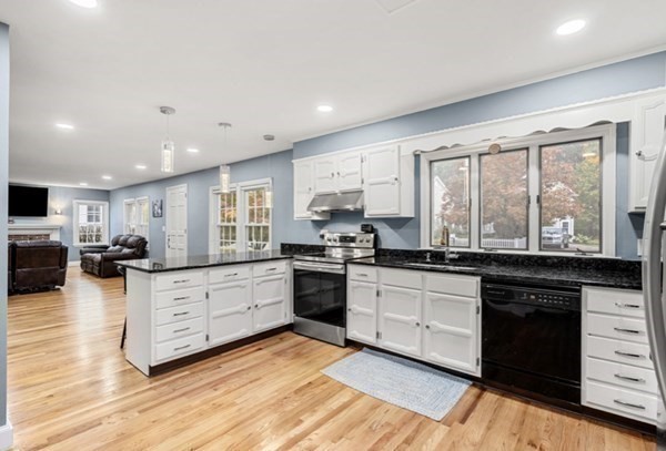 36 Ferry Road Salisbury, MA 01952 - Photo 14 of 24