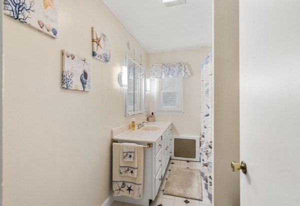 36 Ferry Road Salisbury, MA 01952 - Photo 9 of 24