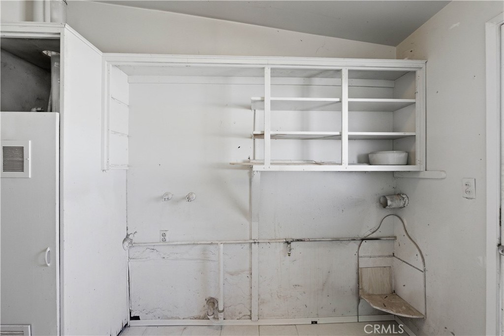 10380 Baker Road Lucerne Valley, CA 92356 - Photo 13 of 42