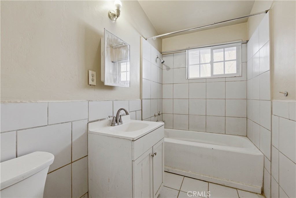 10380 Baker Road Lucerne Valley, CA 92356 - Photo 16 of 42