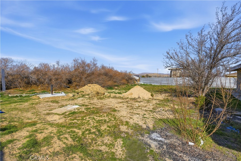 10380 Baker Road Lucerne Valley, CA 92356 - Photo 32 of 42