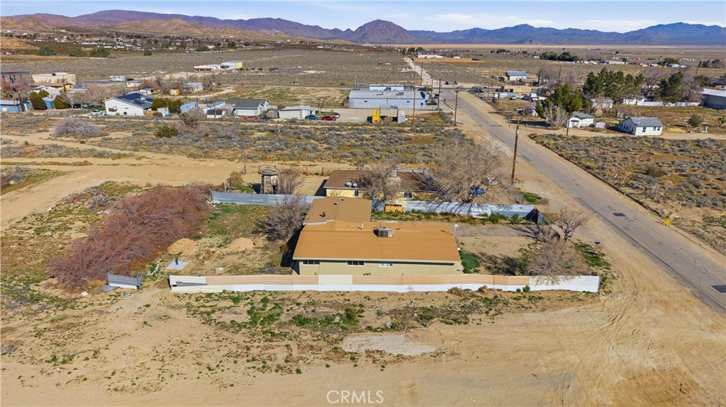 10380 Baker Road Lucerne Valley, CA 92356 - Photo 38 of 42