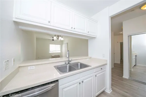 $2,700 | 3120 Sepulveda Boulevard, Unit 112, Torrance, CA 90505