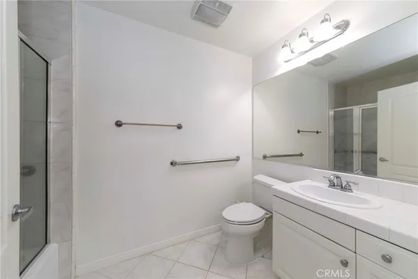 $2,700 | 3120 Sepulveda Boulevard, Unit 112, Torrance, CA 90505