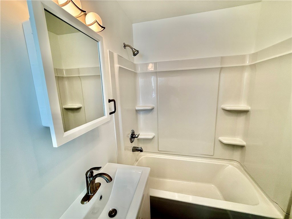 1451 West Marietta Street Decatur, IL 62522 - Photo 9 of 26