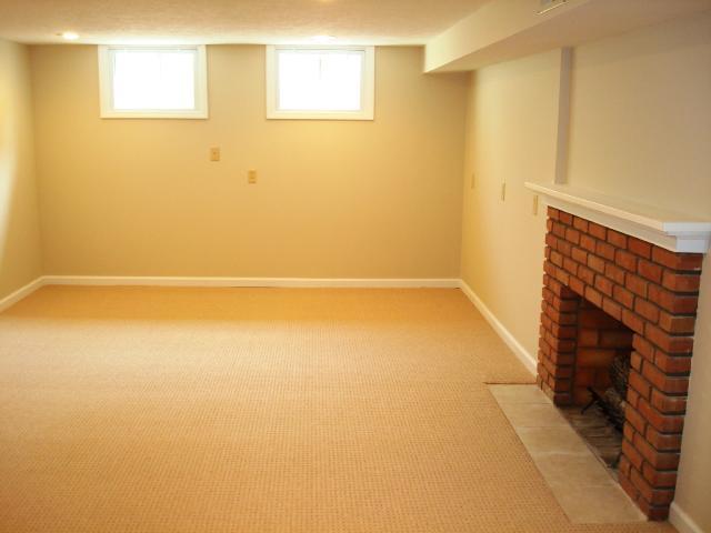 3068 Edgefield Road Columbus, OH 43221 - Photo 16 of 18