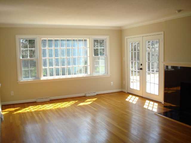3068 Edgefield Road Columbus, OH 43221 - Photo 3 of 18