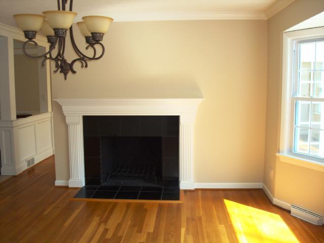 3068 Edgefield Road Columbus, OH 43221 - Photo 5 of 18