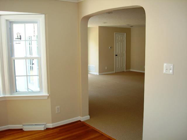 3068 Edgefield Road Columbus, OH 43221 - Photo 7 of 18