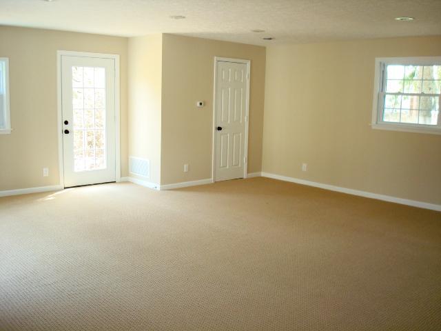 3068 Edgefield Road Columbus, OH 43221 - Photo 8 of 18