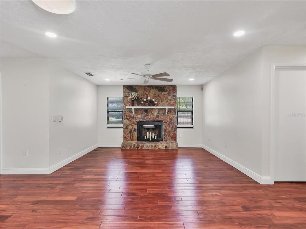 3927 Desoto Road Sarasota, FL 34243 - Photo 27 of 67