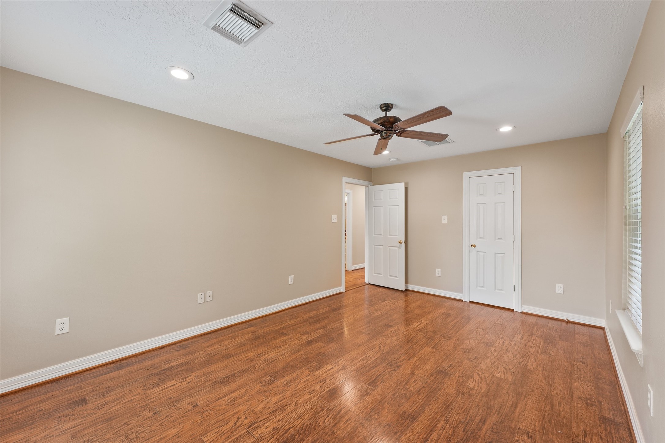 511 Turner Drive, Unit A Houston, TX 77076 - Photo 11 of 15