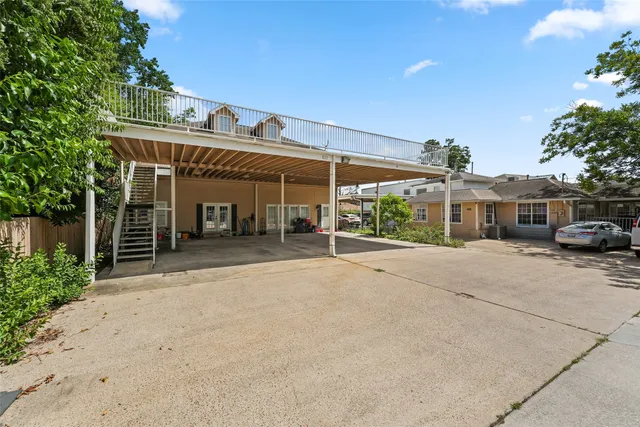 $1,300 | 511 Turner Drive, Unit A, Houston, TX 77076