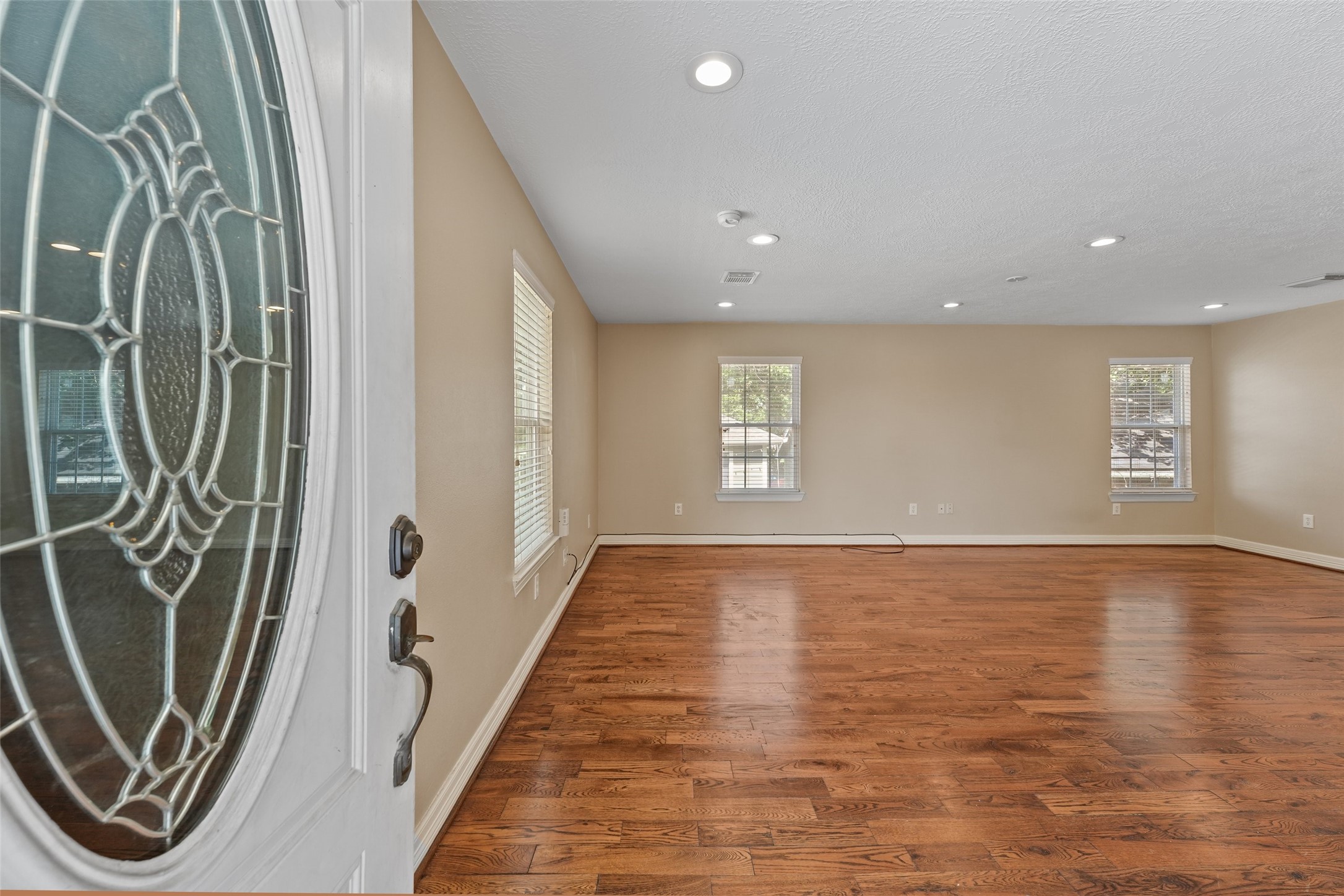 511 Turner Drive, Unit A Houston, TX 77076 - Photo 3 of 15