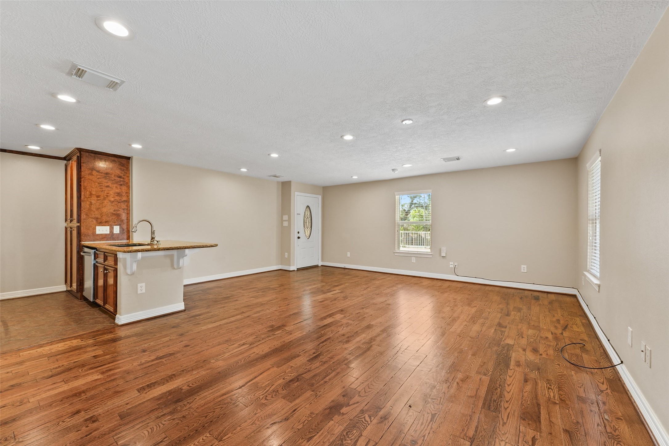 511 Turner Drive, Unit A Houston, TX 77076 - Photo 4 of 15