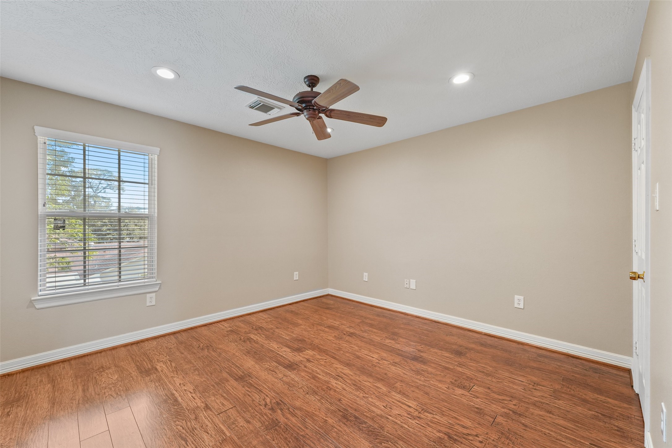 511 Turner Drive, Unit A Houston, TX 77076 - Photo 8 of 15