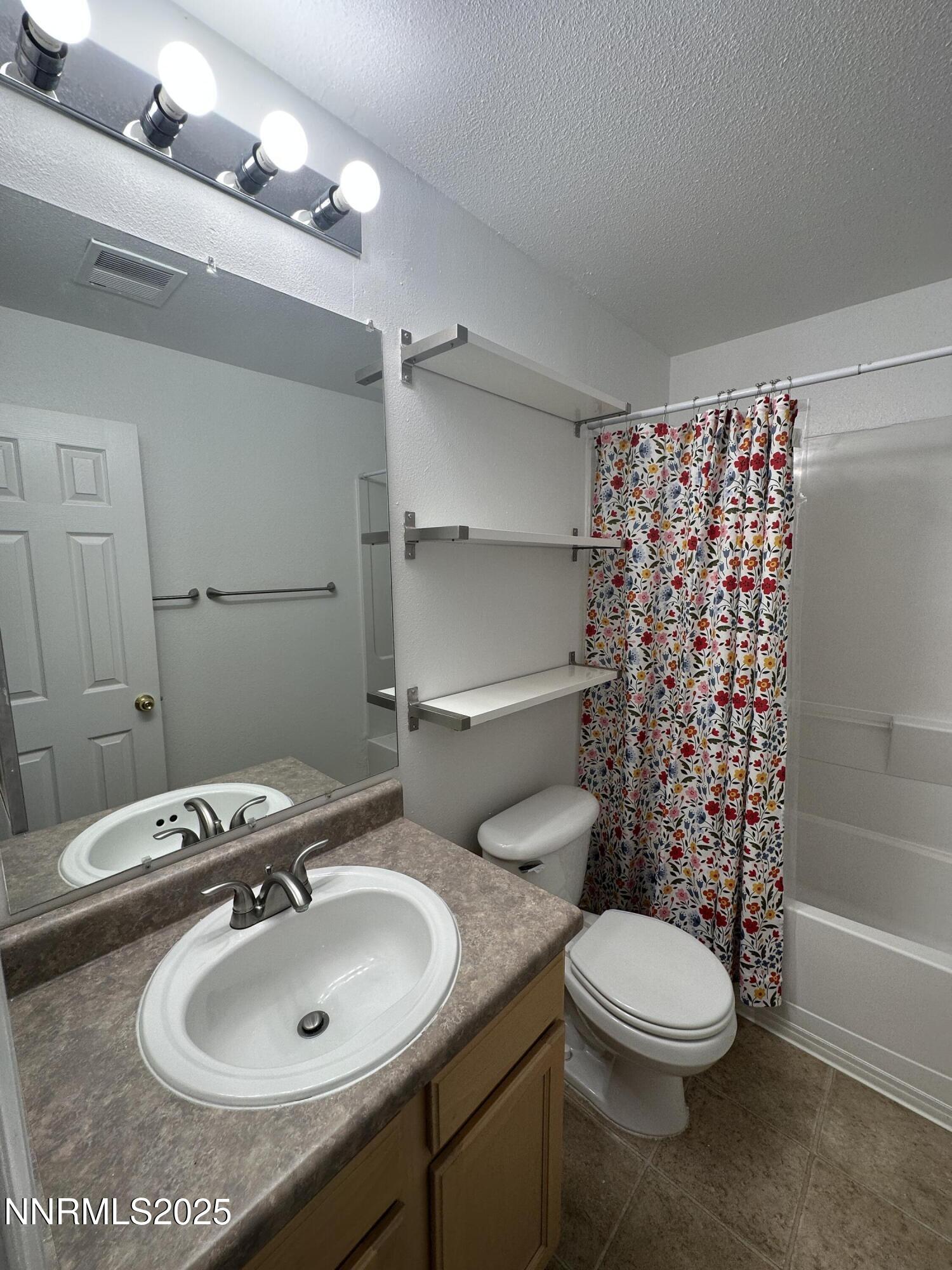 200 Talus Way, Unit 234 Reno, NV 89503 - Photo 11 of 23 IMG_5549