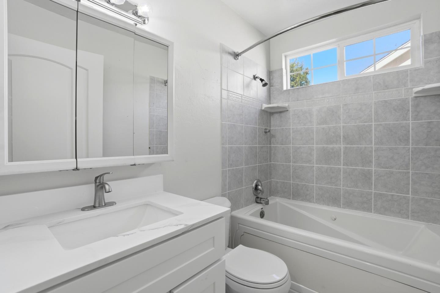 1454 Arlington Road Livermore, CA 94551 - Photo 15 of 44