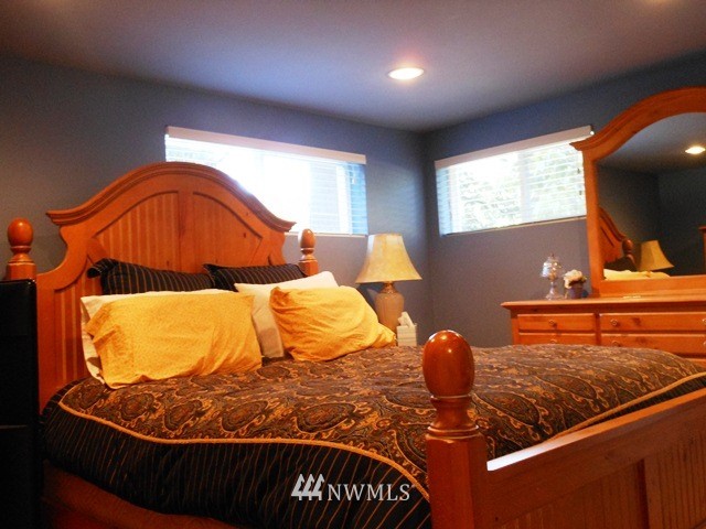 17321 Southeast 121st Place Renton, WA 98059 - Photo 8 of 15 Gallery Image 8