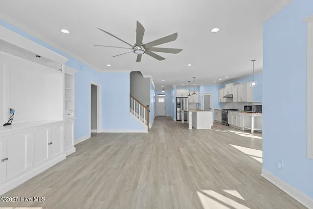 $515,000 | 105 North Lamplighters Walk, Hampstead, NC 28443