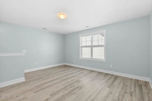 $515,000 | 105 North Lamplighters Walk, Hampstead, NC 28443