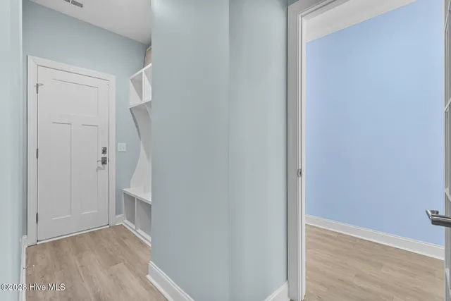 $515,000 | 105 North Lamplighters Walk, Hampstead, NC 28443