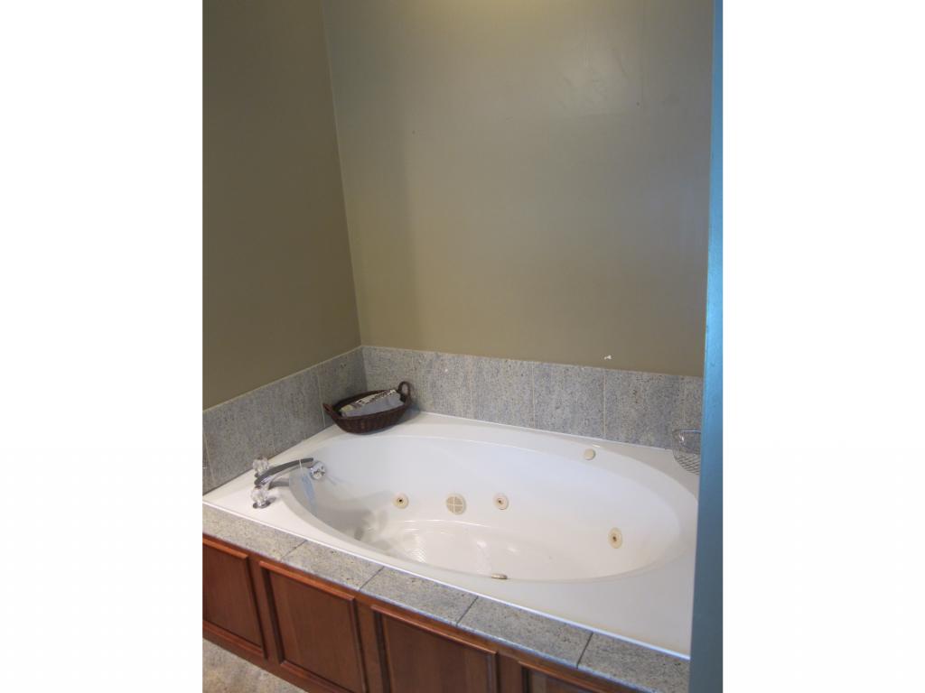 10 Bartlett Road Hampstead, NH 03841 - Photo 23 of 36 Gallery Image 23