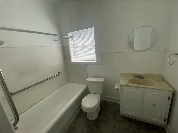 $105,000 | 2122 Ave G, Wichita Falls, TX 76309
