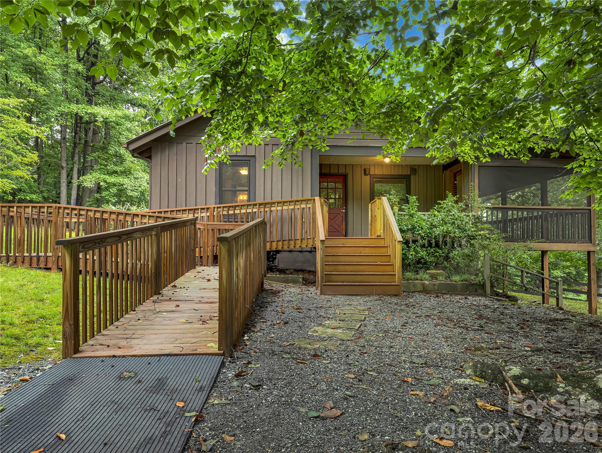 989 Fox Mountain Road Columbus, NC 28722 - Photo 12 of 46 Gallery Image 12