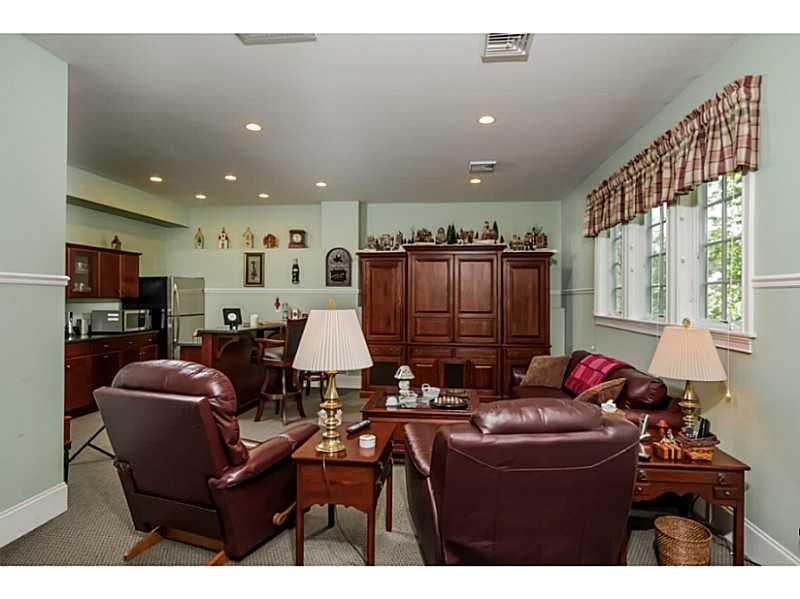 8 Kettle Cl, Unit 8 Westerly, RI 02891 - Photo 17 of 25 Studio/Study/Office.
