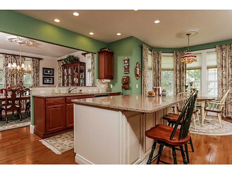 8 Kettle Cl, Unit 8 Westerly, RI 02891 - Photo 8 of 25 Kitchen.