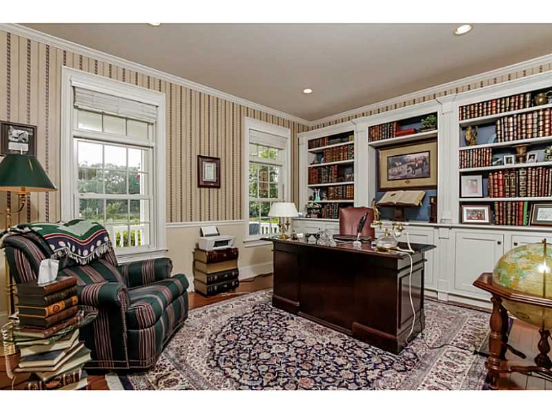 8 Kettle Cl, Unit 8 Westerly, RI 02891 - Photo 10 of 25 Studio/Study/Office.
