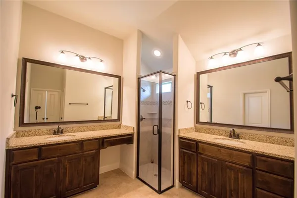 $1,995 | 733 Poncho Lane, Fort Worth, TX 76052