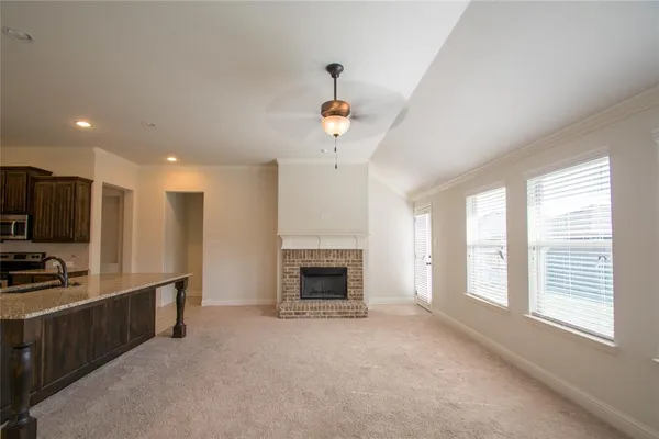 $1,995 | 733 Poncho Lane, Fort Worth, TX 76052