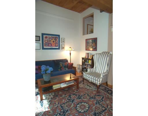 18 Bay Street, Unit 4 Cambridge, MA 02139 - Photo 3 of 11