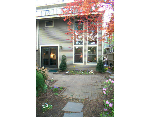 18 Bay Street, Unit 4 Cambridge, MA 02139 - Photo 10 of 11