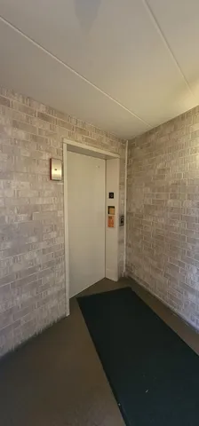 $254,900 | 4530 West 93rd Street, Unit 2B, Oak Lawn, IL 60453