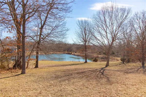 $650,000 | 17795 Stoney Creek Lane, Warsaw, MO 65355